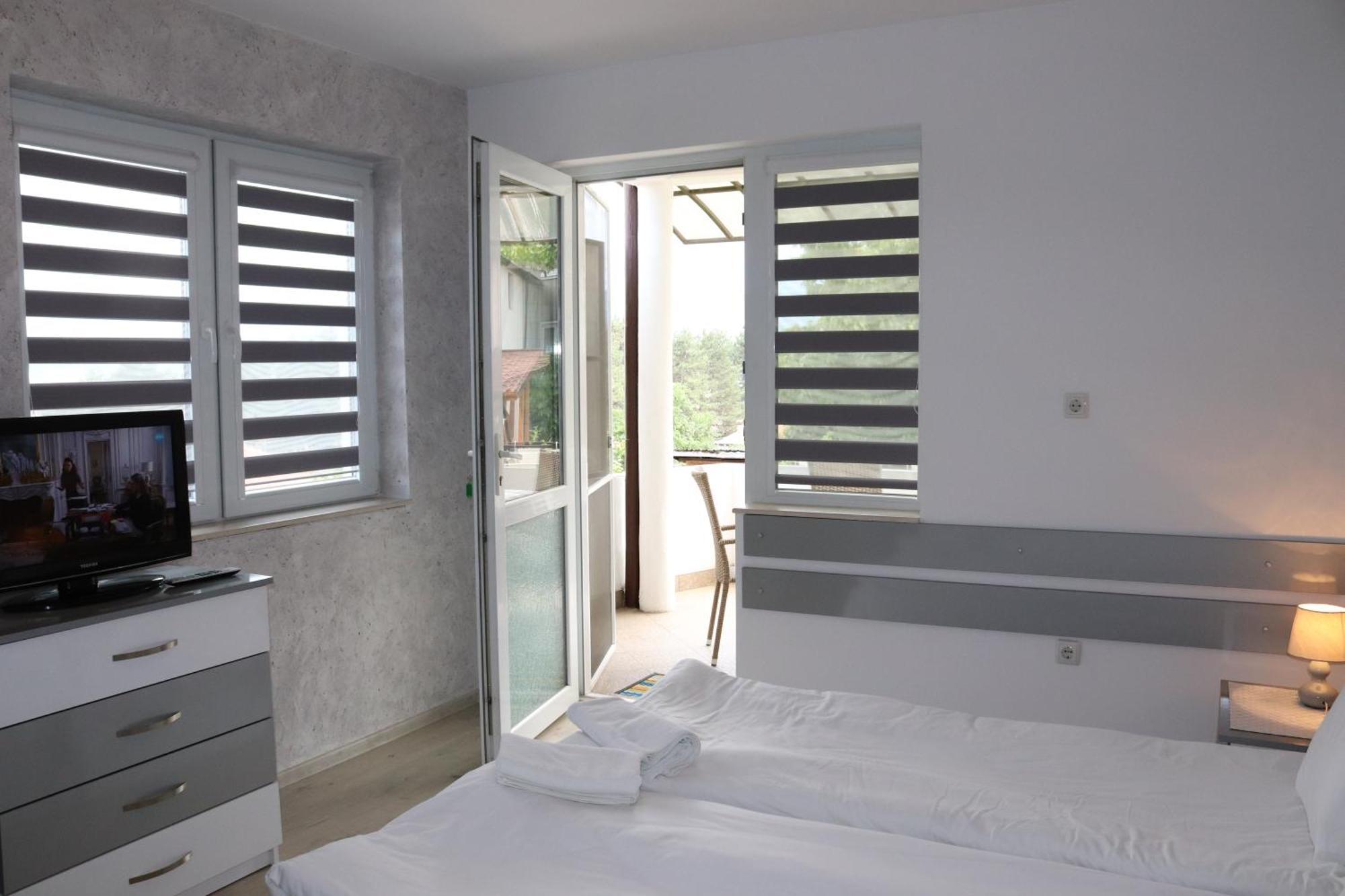 Saint Maria Guest House Velingrad Ngoại thất bức ảnh