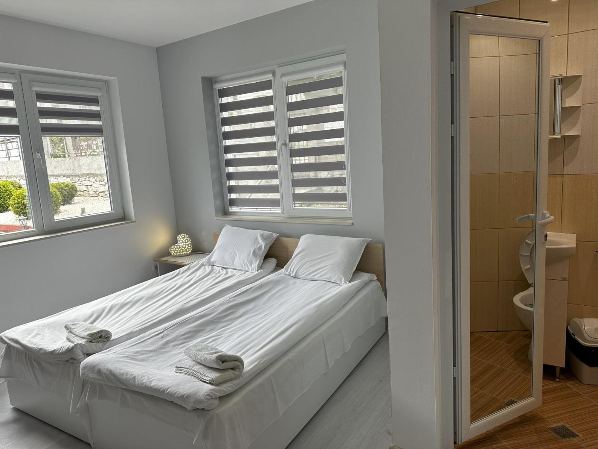 Saint Maria Guest House Velingrad Ngoại thất bức ảnh